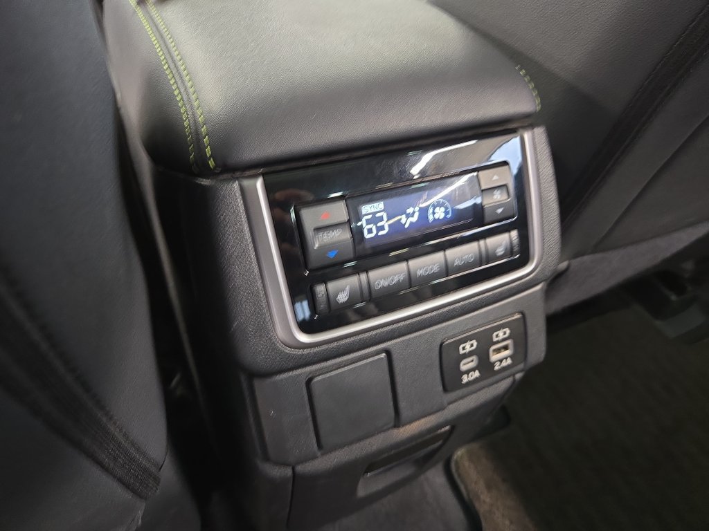Used 2024 Subaru Ascent Onyx Edition Limited w/ Popular Package Onyx AWD/4WD image 28