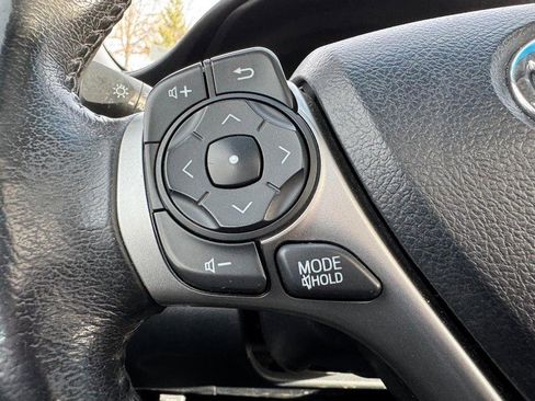 Used 2013 Toyota Camry SE image 16