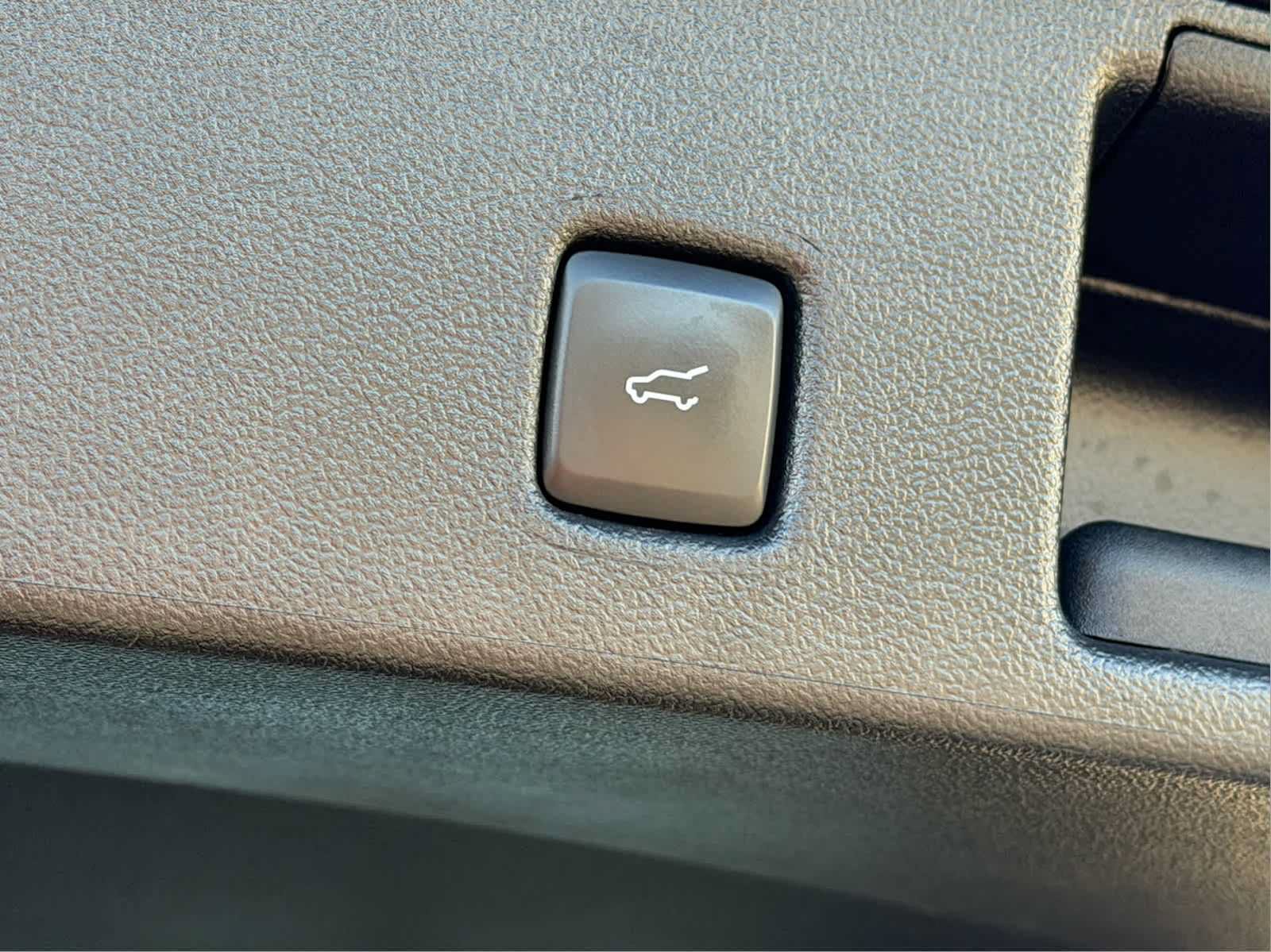 Used 2023 Ford Escape ST-Line w/ Tech Pack #1 FWD image 36