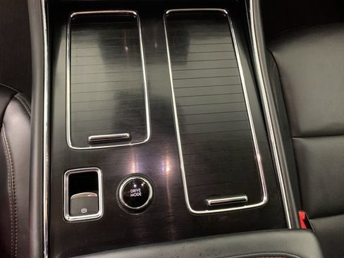 Used 2022 Lincoln Aviator AWD w/ Premium Package image 28