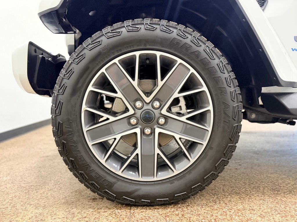 Used 2024 Jeep Wrangler High Altitude AWD/4WD image 26