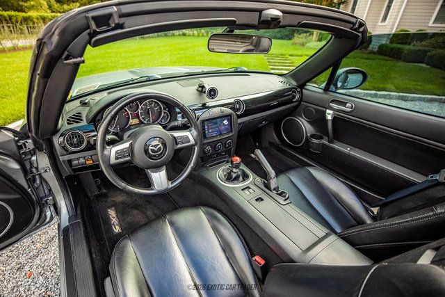Used 2008 MAZDA MX-5 Miata Grand Touring w/ Premium Pkg RWD image 32