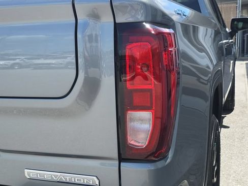 Certified 2025 GMC Sierra 1500 Elevation AWD/4WD image 8