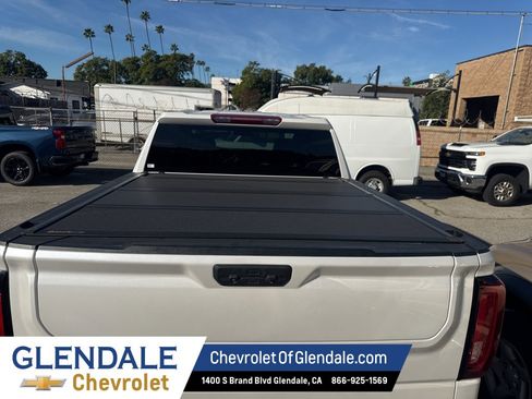 Used 2024 GMC Sierra 1500 SLT w/ X31 Off-Road Package image 7