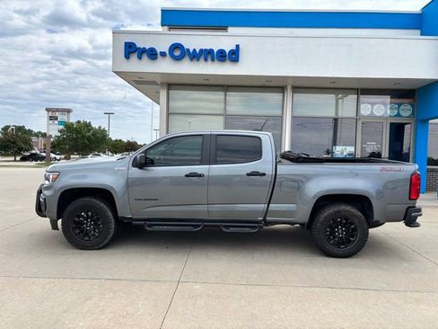 Used 2022 Chevrolet Colorado Z71 w/ Safety Package AWD/4WD image 8