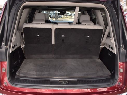 Used 2022 Jeep Wagoneer Series III w/ Premium Group I image 40