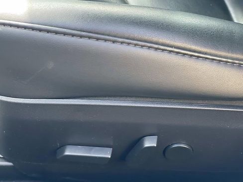 Used 2020 Tesla Model 3 Standard Range Plus image 19