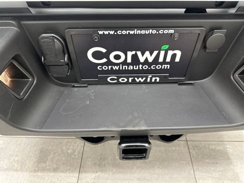 New 2026 Ford F250 XL w/ XL Chrome Package image 17