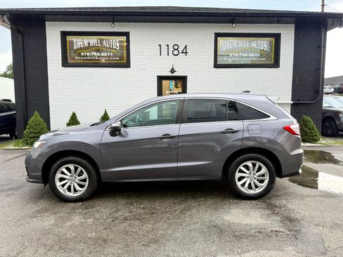 Used 2017 Acura RDX AWD image 2