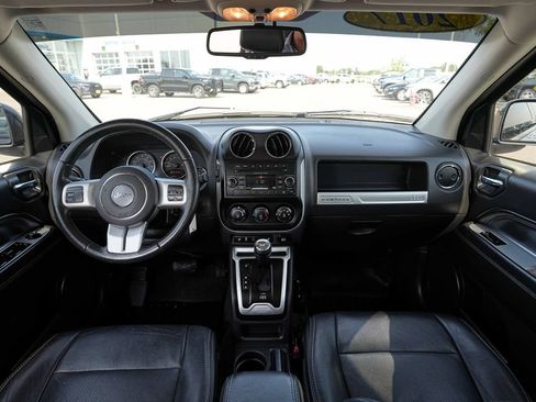 Used 2017 Jeep Compass High Altitude AWD/4WD image 22