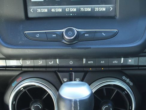 Used 2016 Chevrolet Camaro LT RWD image 19