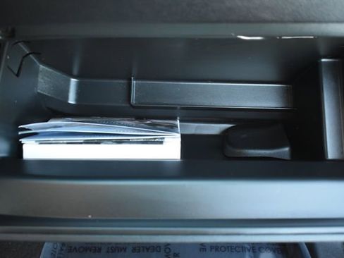 Used 2023 Ford Explorer Limited image 47