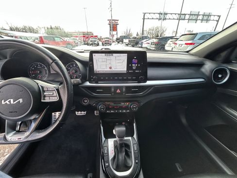 Used 2022 Kia Forte GT-Line w/ GT-Line Premium Package image 10