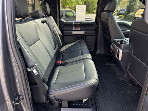 Used 2022 Ford F350 Lariat w/ Black Appearance Package AWD/4WD image 27