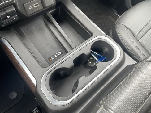 Used 2021 GMC Sierra 2500 Denali w/ Denali Ultimate Package image 19