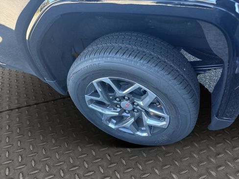 New 2026 GMC Sierra 1500 SLT w/ SLT Convenience Package image 25