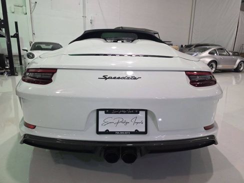 Used 2019 Porsche 911 Speedster RWD image 50