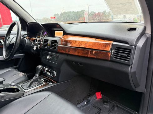 Used 2010 Mercedes-Benz GLK 350 2WD image 19