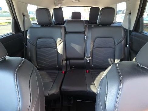 Used 2025 Nissan Pathfinder Platinum w/ Cargo Package AWD/4WD image 22