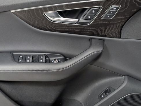 Used 2023 Audi Q7 2.0T Premium Plus w/ Premium Plus Package image 14