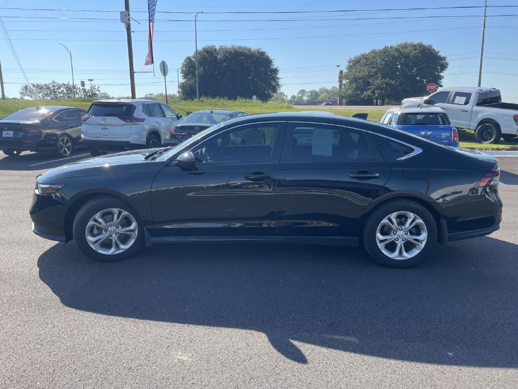 Used 2023 Honda Accord LX image 6