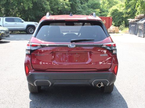 New 2025 Subaru Forester Limited image 9