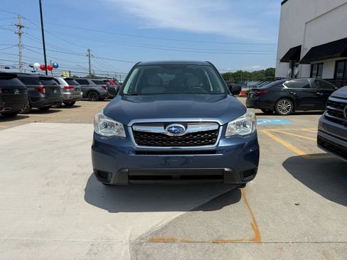 Used 2014 Subaru Forester 2.5i AWD/4WD image 4