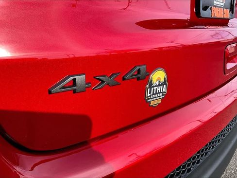 New 2026 Jeep Compass Latitude image 7