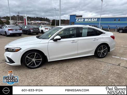 Used 2024 Honda Civic Touring image 14