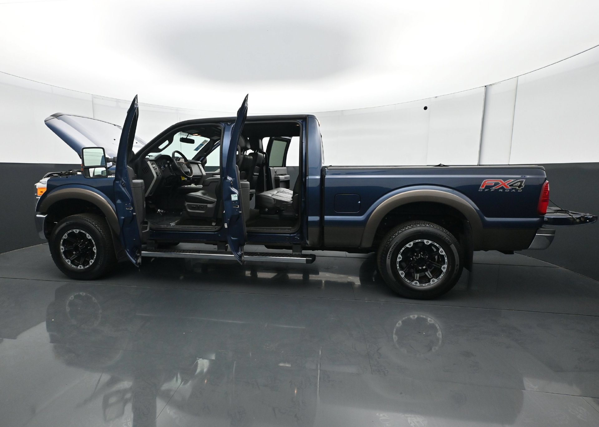 Used 2016 Ford F250 Lariat w/ Lariat Ultimate Package AWD/4WD image 31