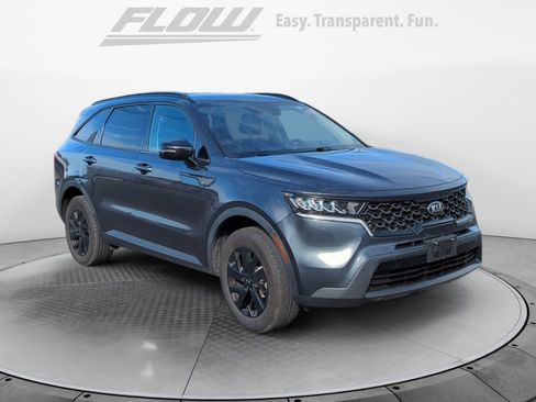 Used 2021 Kia Sorento S image 1