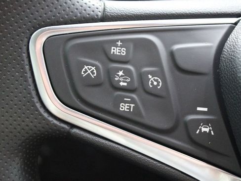 Used 2024 Chevrolet Equinox LS w/ LS Convenience Package AWD/4WD image 30
