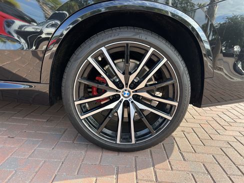 Used 2025 BMW X5 M60i AWD/4WD image 13