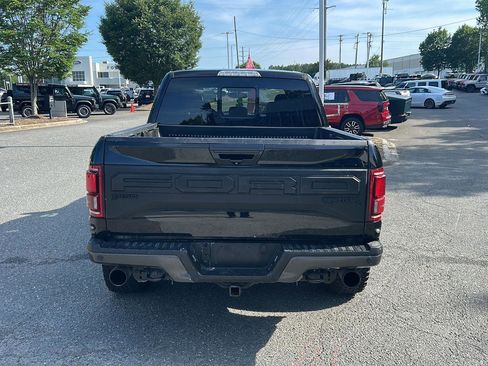 Used 2019 Ford F150 Raptor w/ Equipment Group 802A Luxury AWD/4WD image 4