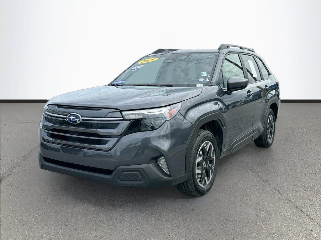 Certified 2025 Subaru Forester Premium AWD/4WD image 3