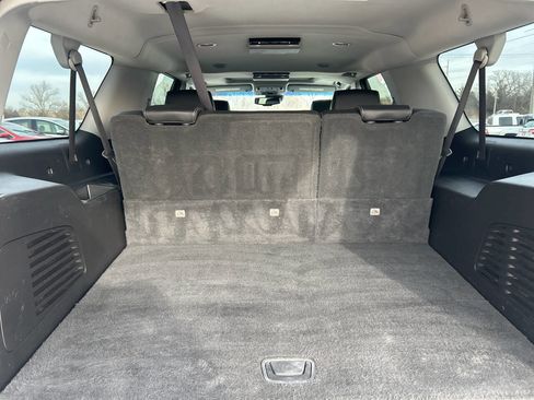 Used 2018 GMC Yukon XL Denali w/ Denali Ultimate Package image 16