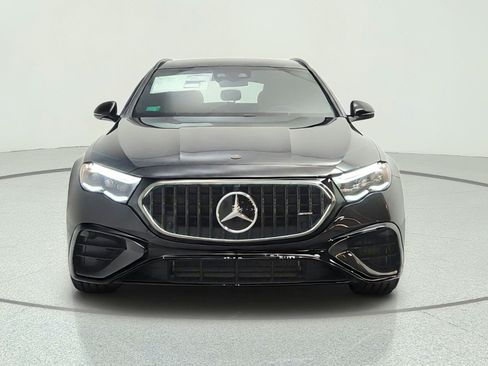 New 2026 Mercedes-Benz E 53 AMG e 4MATIC Wagon image 2