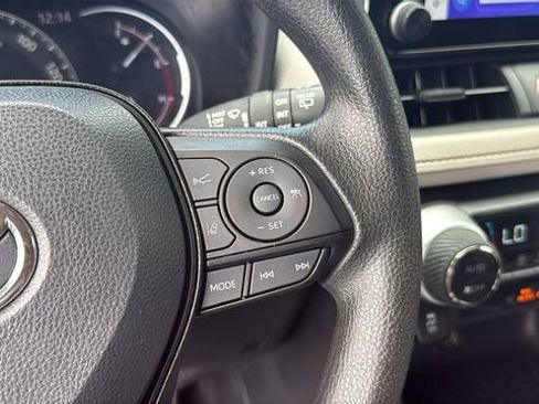 Certified 2025 Toyota RAV4 XLE w/ Convenience Package image 22