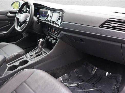 Used 2024 Volkswagen Jetta SE FWD image 26