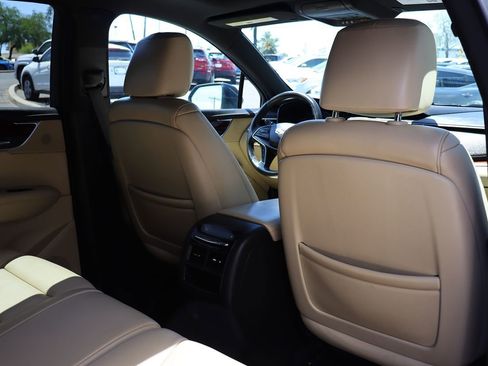 Used 2019 Cadillac XT5 Luxury FWD image 29