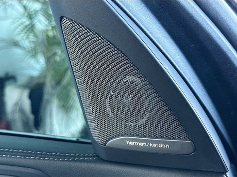 Used 2024 BMW X5 M60i image 19