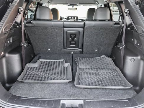 Used 2024 Mitsubishi Outlander SE AWD/4WD image 30