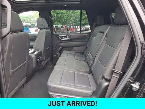 Used 2024 Chevrolet Tahoe LT w/ LT Signature Plus Package AWD/4WD image 11