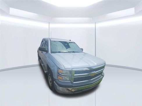 Used 2014 Chevrolet Silverado 1500 W/T RWD image 2