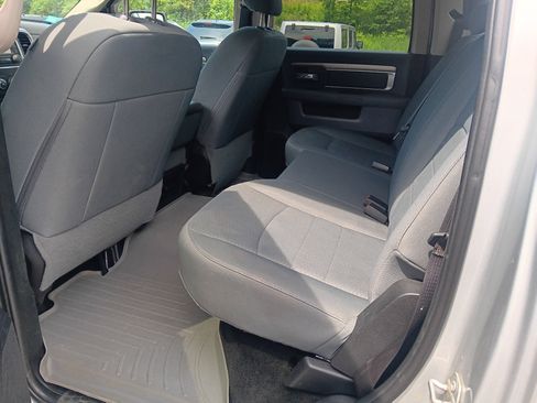 Used 2016 RAM 2500 SLT AWD/4WD image 9