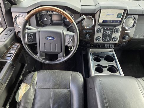 Used 2015 Ford F250 Platinum w/ FX4 Off-Road Package image 26