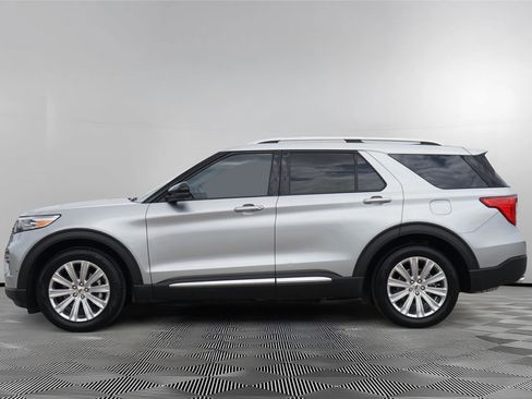 Used 2021 Ford Explorer Limited w/ Equipment Group 301A RWD image 7