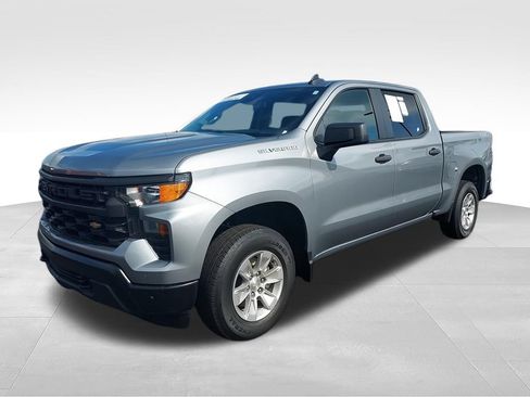 Used 2024 Chevrolet Silverado 1500 W/T w/ WT Convenience Package AWD/4WD image 4