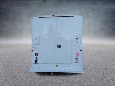 New 2025 Chevrolet Express 3500 w/ Power Convenience Package image 4