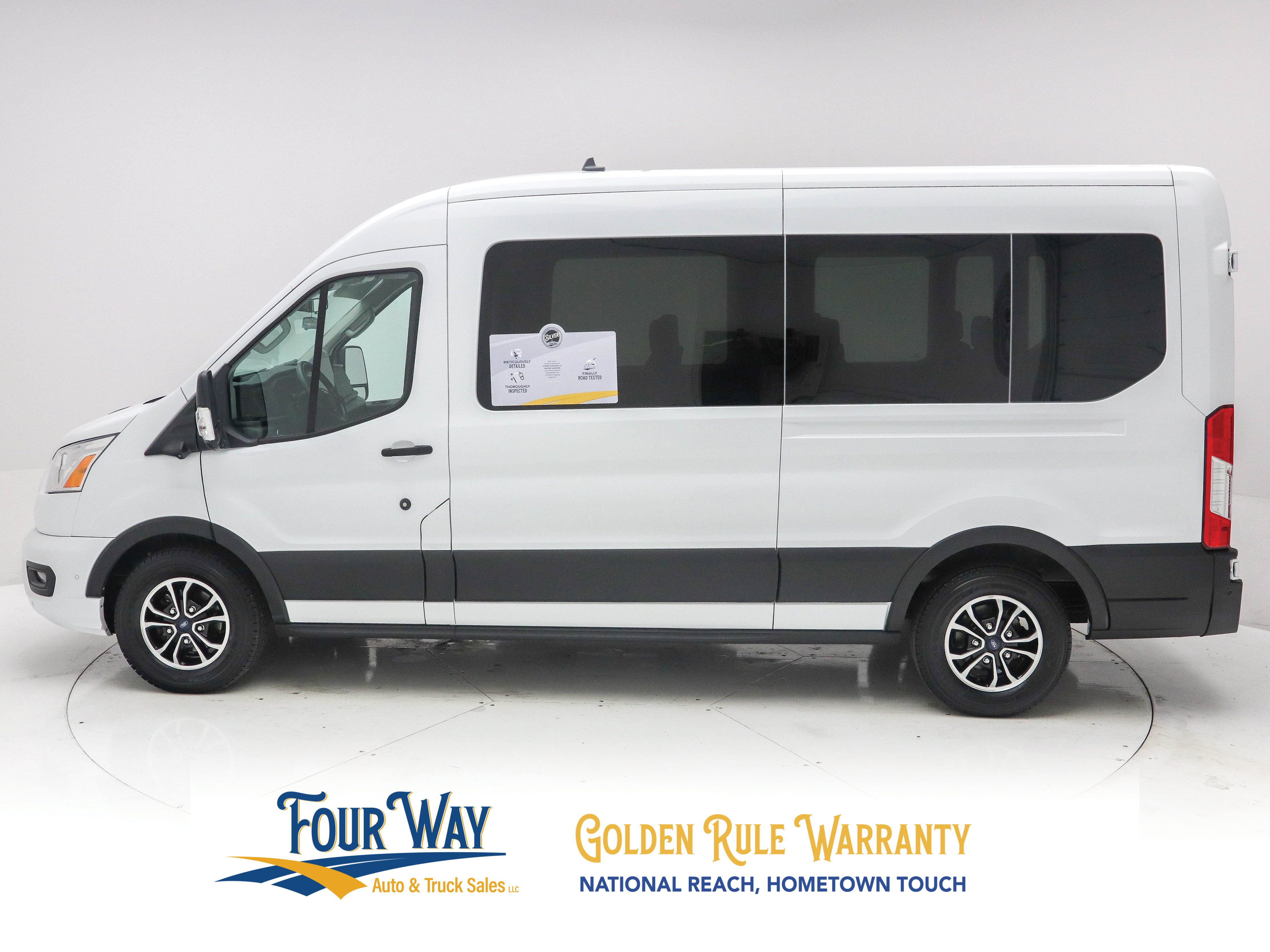 Used 2022 Ford Transit 350 XLT RWD image 7
